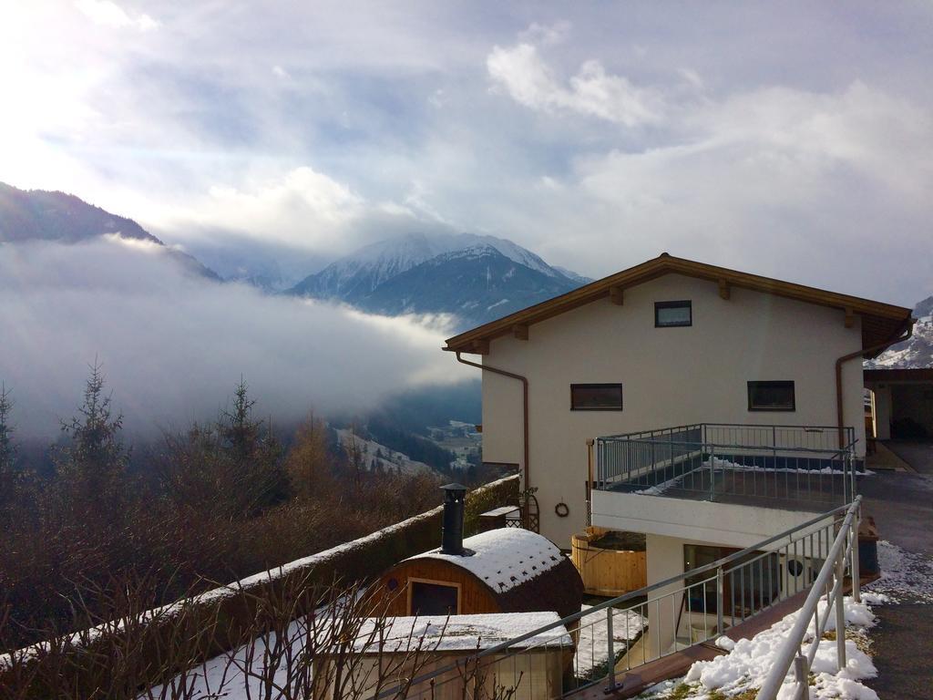 شقة Haus Alpenhahn فينس المظهر الخارجي الصورة